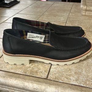 Women’s Sperry Loafers size 9.5